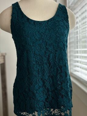 Ann Taylor Deep Teal Lace Front Camisole Like Tank Top, Size Small.